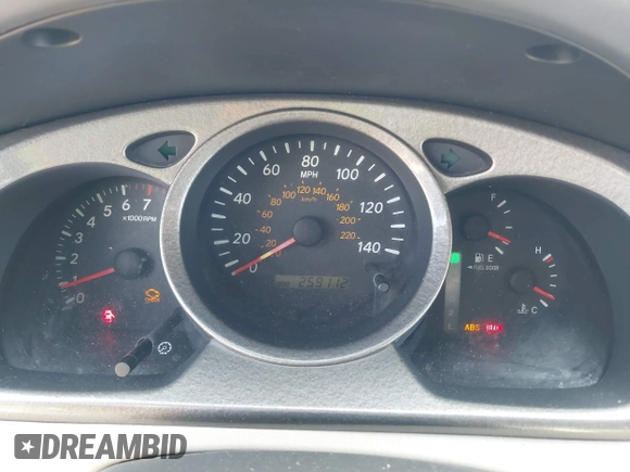 2003 Toyota Highlander z VIN JTEHF21A030137539, wystawiony jako IAAI lot #42196656 z przebiegiem 259 112 mil mil oraz . Historia ofert i sprzedaży dostępna na DreamBid. Obrazek 7.