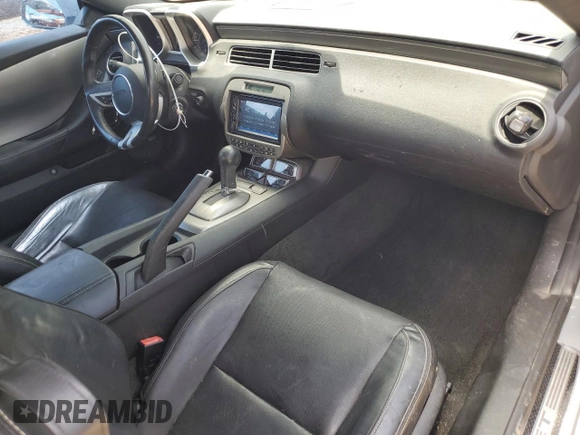 2011 Chevrolet Camaro 2LT with VIN 2G1FC1ED2B9203637, listed as a Copart auction lot 58932465 with 147,463 mi miles and Salvage title. Bid and sale history available at DreamBid. Image 8.