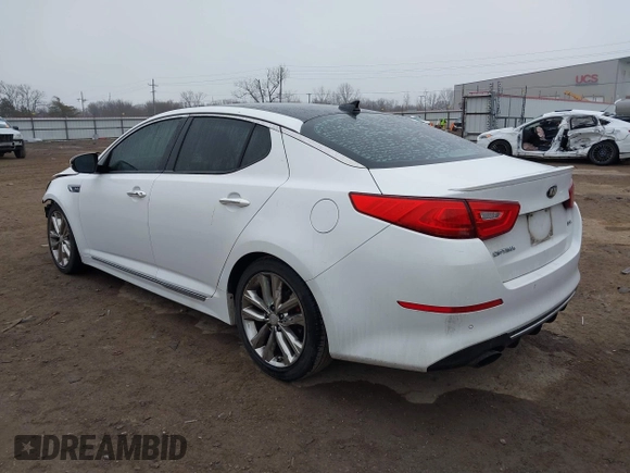 2015 Kia Optima SX Turbo with VIN 5XXGR4A67FG443719, listed as a IAAI auction lot 41500807 with 235,512 mi miles. Bid and sale history available at carsss.com. Image 3.