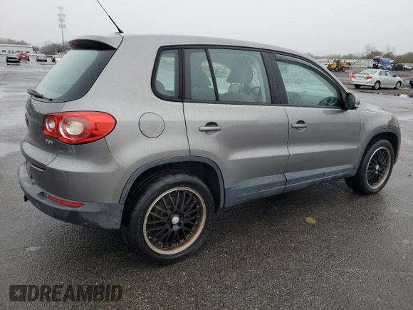 2009 Volkswagen Tiguan with VIN WVGCV75N19W511508, listed as a Copart auction lot 49271355 with 143,197 mi miles and Clean Title. Bid and sale history available at DreamBid. Image 3.