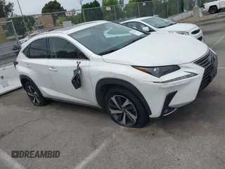 2021 Lexus NX 300h z VIN JTJGJRDZ4M5013557, wystawiony jako IAAI lot #42403324 z przebiegiem 109 568 mil mil oraz . Historia ofert i sprzedaży dostępna na DreamBid. Obrazek 13.