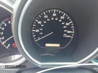 2004 Lexus RX 330 z VIN JTJHA31U440071840, wystawiony jako IAAI lot #42252973 z przebiegiem 253 089 mil mil oraz . Historia ofert i sprzedaży dostępna na DreamBid. Obrazek 7.