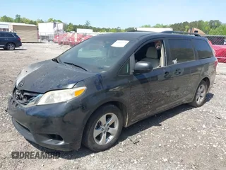2017 Toyota Sienna LE Auto Access Seat with VIN 5TDKZ3DC5HS780672, listed as a IAAI auction lot 42048279 with 186,781 mi miles and . Bid and sale history available at DreamBid. Image 2.