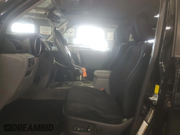 2010 Toyota 4Runner Trail with VIN JTEBU5JR9A5011263, listed as a Copart auction lot 54561095 with 197,541 mi miles and Clean Title. Bid and sale history available at DreamBid. Image 7.