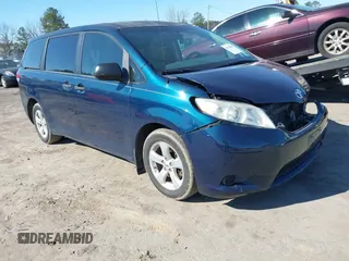 2012 Toyota Sienna with VIN 5TDZK3DC0CS196952, listed as a IAAI auction lot 41674818 with 135,630 mi miles. Bid and sale history available at carsss.com. Image 1.