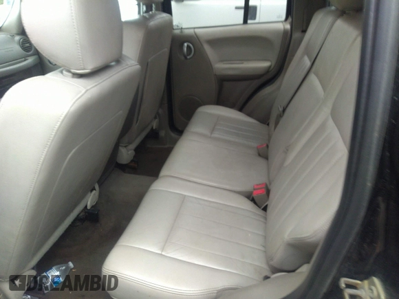 2005 Jeep Liberty Limited with VIN 1J4GL58K15W536785, listed as a IAAI auction lot 31924068 with 256,854 mi miles and . Bid and sale history available at carsss.com. Image 8.
