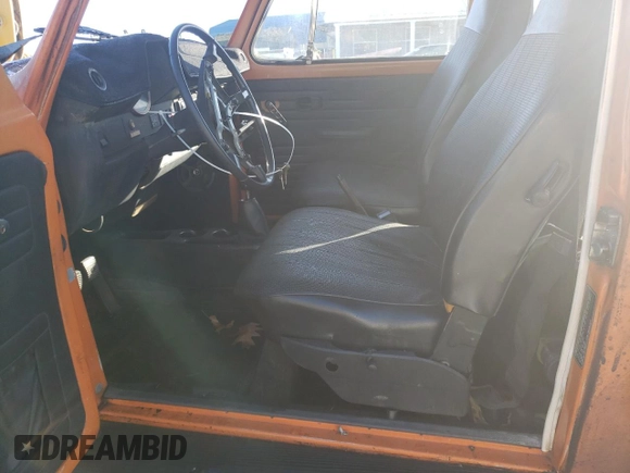 1973 Volkswagen Beetle with VIN 1332919096, listed as a Copart auction lot 81315254 with 53,111 mi miles and Salvage Title. Bid and sale history available at DreamBid. Image 7.