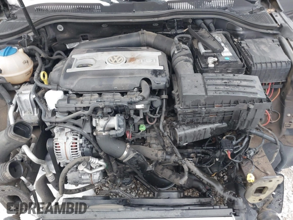 2015 Volkswagen CC Sport with VIN WVWBN7AN6FE819703, listed as a IAAI auction lot 41638624 with 103,785 mi miles and . Bid and sale history available at DreamBid. Image 10.
