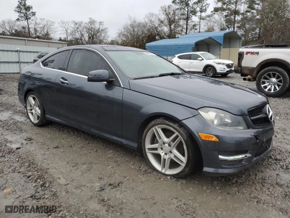 2013 Mercedes-Benz C-Class C 250 with VIN WDDGJ4HB5DG061341, listed as a Copart auction lot 89292125 with 116,843 mi miles and Salvage Title. Bid and sale history available at carsss.com. Image 4.