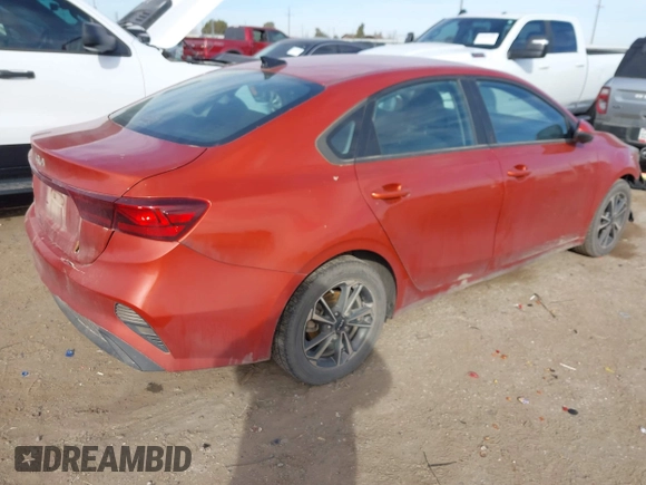 2022 Kia Forte LXS with VIN 3KPF24ADXNE434907, listed as a IAAI auction lot 41577878 with 95,737 mi miles. Bid and sale history available at carsss.com. Image 4.