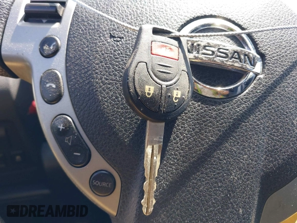 2015 Nissan Rogue S z VIN JN8AS5MV5FW758721, wystawiony jako IAAI lot #42237081 z przebiegiem 178 084 mil mil oraz . Historia ofert i sprzedaży dostępna na DreamBid. Obrazek 11.