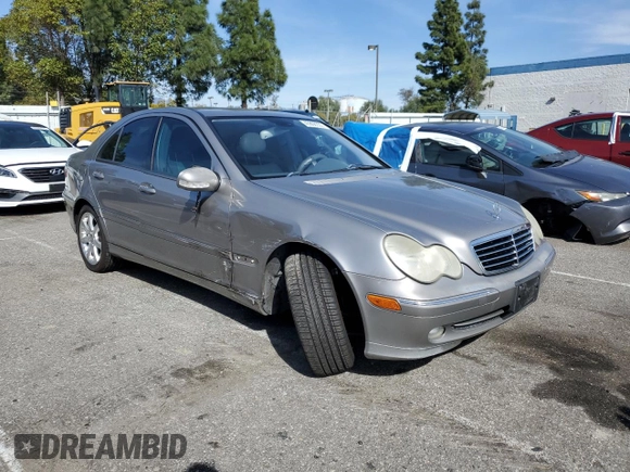 2003 Mercedes-Benz C 230 Kompressor with VIN WDBRF40J03F433176, listed as a Copart auction lot 45996935 with 206,876 mi miles and Salvage Title. Bid and sale history available at DreamBid. Image 4.