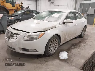 2011 Buick Regal CXL RL3 with VIN 2G4GR5EC0B9182579, listed as a IAAI auction lot 41593715 with 1 mi miles. Bid and sale history available at carsss.com. Image 2.
