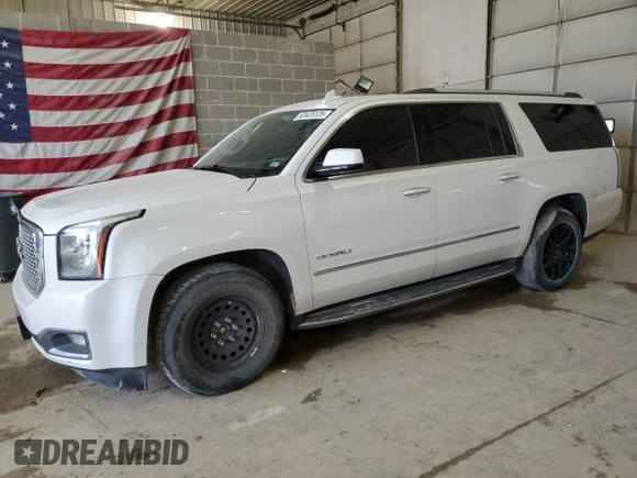2017 GMC Yukon XL Denali with VIN 1GKS2HKJXHR172622, listed as a Copart auction lot 52425125 with 192,713 mi miles and Clean Title. Bid and sale history available at carsss.com. Image 1.