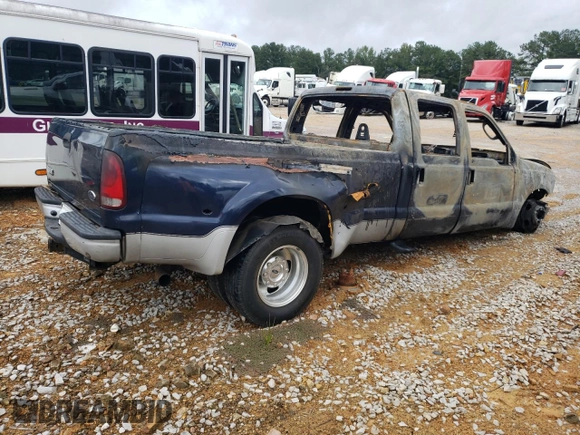 2005 Ford F-350 XL z VIN 1FTWW32PX5EB59669, wystawiony jako Copart lot #72534894 z przebiegiem Nie podano mil oraz Nie do naprawy • Non repairable. Historia ofert i sprzedaży dostępna na DreamBid. Obrazek 3.