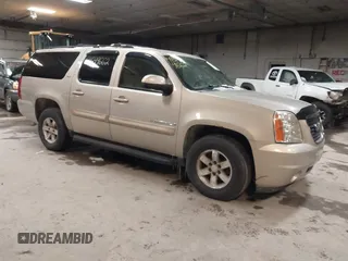 2007 GMC Yukon XL SLT with VIN 1GKFK163X7J225868, listed as a IAAI auction lot 41549662 with 169,395 mi miles. Bid and sale history available at carsss.com. Image 1.