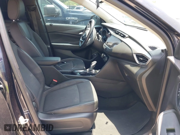2020 Buick Encore GX Select z VIN KL4MMDSL7LB126928, wystawiony jako IAAI lot #42303819 z przebiegiem 74 360 mil mil oraz . Historia ofert i sprzedaży dostępna na DreamBid. Obrazek 5.