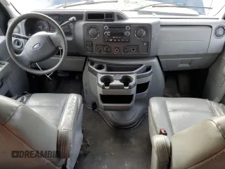 2010 Ford Econoline Passenger XL z VIN 1FBSS3BL5ADA95049, wystawiony jako Copart lot #81234424 z przebiegiem 123 435 mil mil oraz Szkoda całkowita • Salvage title. Historia ofert i sprzedaży dostępna na DreamBid. Obrazek 8.