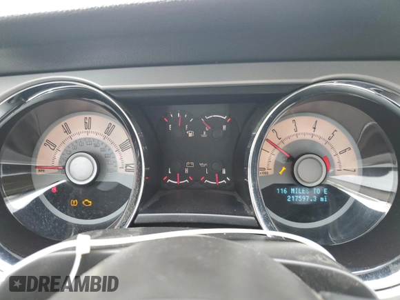 2010 Ford Mustang V6 с VIN 1ZVBP8AN8A5173733, выставлен на аукционе Copart как лот 56550295 с пробегом 217 597 миль миль и Чистый • Clean title. История ставок и продаж доступна на DreamBid. Изображение 9.