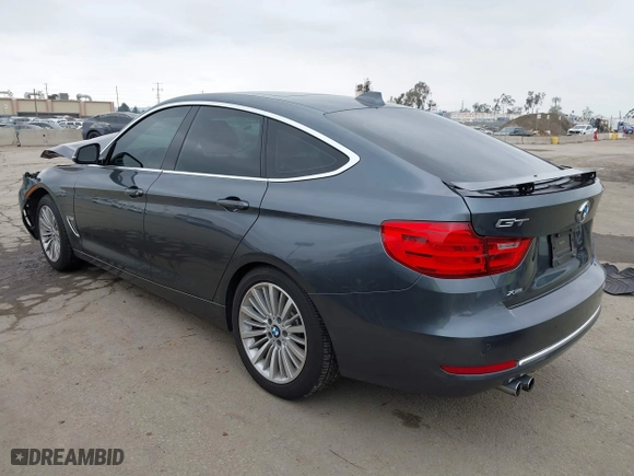 2015 BMW 3 Series Gran Turismo 328i xDrive with VIN WBA3X5C50FD559804, listed as a IAAI auction lot 41902204 with 88,891 mi miles. Bid and sale history available at carsss.com. Image 3.