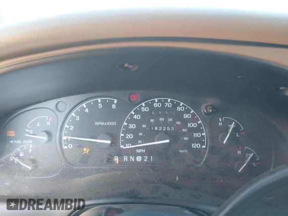 2000 Mercury Mountaineer with VIN 4M2ZU86P9YUJ20084, listed as a IAAI auction lot 41327042 with 182,253 mi miles and . Bid and sale history available at DreamBid. Image 7.