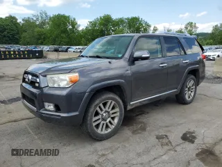 2013 Toyota 4Runner SR5 z VIN JTEBU5JR2D5134892, wystawiony jako Copart lot #58348275 z przebiegiem 206 248 mil mil oraz Szkoda całkowita • Salvage title. Historia ofert i sprzedaży dostępna na DreamBid. Obrazek 1.