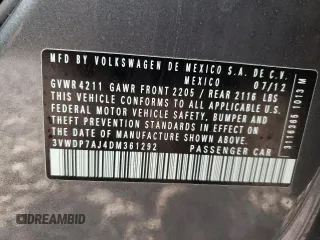 2013 Volkswagen Jetta SE z VIN 3VWDP7AJ4DM361292, wystawiony jako Copart lot #55861875 z przebiegiem 97 771 mil mil oraz Czysty tytuł • Clean title. Historia ofert i sprzedaży dostępna na DreamBid. Obrazek 12.