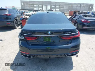 2021 BMW 7 Series 750i xDrive with VIN WBA7U2C05MCF83437, listed as a IAAI auction lot 42403572 with Not provided miles and . Bid and sale history available at DreamBid. Image 17.