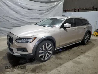 2023 Volvo V90 Ultimate with VIN YV4062NC5P1165587, listed as a Copart auction lot 57703405 with 27,860 mi miles and Salvage title. Bid and sale history available at DreamBid. Image 1.