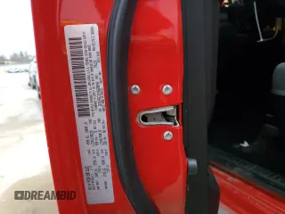 2017 Ram 2500 Tradesman z VIN 3C6UR5CL6HG628640, wystawiony jako Copart lot #47134455 z przebiegiem 74 604 mil mil oraz Szkoda całkowita • Salvage title. Historia ofert i sprzedaży dostępna na DreamBid. Obrazek 13.