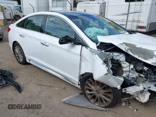 2015 Hyundai Sonata 2.4L Sport with VIN 5NPE34AFXFH085500, listed as a IAAI auction lot 40478188 with 147,320 mi miles. Bid and sale history available at carsss.com. Image 13.