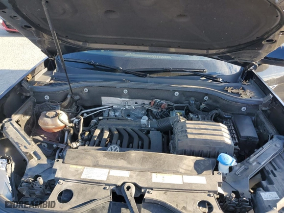 2021 Volkswagen Atlas Cross Sport 3.6L V6 SEL Premium with VIN 1V2TE2CA0MC217033, listed as a Copart auction lot 87033714 with 58,807 mi miles and Salvage Title. Bid and sale history available at carsss.com. Image 13.