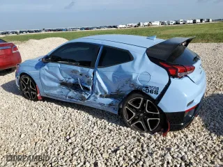2019 Hyundai Veloster N with VIN KMHT36AH0KU001698, listed as a Copart auction lot 63129924 with 33,562 mi miles and Salvage Title. Bid and sale history available at carsss.com. Image 2.