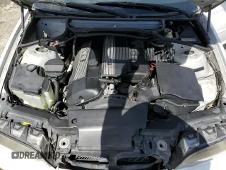2001 BMW 3 Series 330Ci with VIN WBABS53401JU86736, listed as a Copart auction lot 49316555 with 0 mi miles and Salvage Title. Bid and sale history available at carsss.com. Image 11.