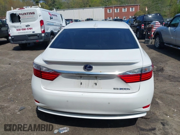 2013 Lexus ES 300h Hybrid with VIN JTHBW1GG1D2038698, listed as a IAAI auction lot 42173883 with 253,281 mi miles. Bid and sale history available at carsss.com. Image 15.