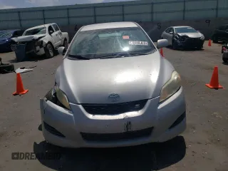 2009 Toyota Matrix S с VIN 2T1LE40E69C003134, выставлен на аукционе Copart как лот 62418905 с пробегом 218 217 миль миль и На запчасти • Non repairable. История ставок и продаж доступна на DreamBid. Изображение 5.