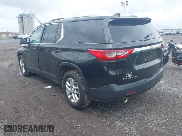 2018 Chevrolet Traverse LT Cloth z VIN 1GNEVGKWXJJ213302, wystawiony jako IAAI lot #42298743 z przebiegiem 138 282 mil mil oraz . Historia ofert i sprzedaży dostępna na DreamBid. Obrazek 3.