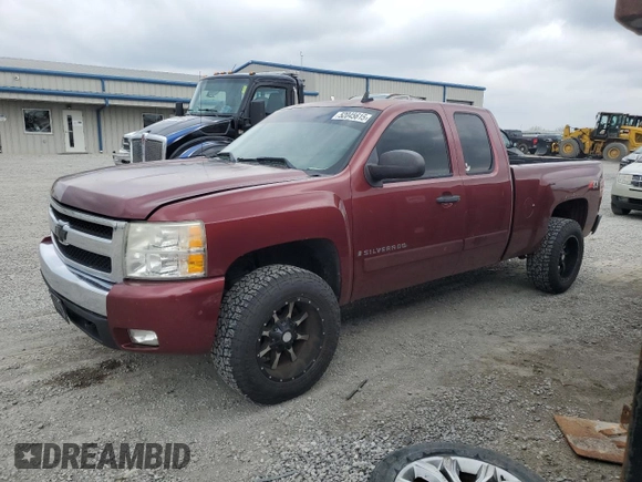 2008 Chevrolet Silverado 1500 1LT with VIN 2GCEK19J781140967, listed as a Copart auction lot 52045615 with 179,238 mi miles and Salvage Title. Bid and sale history available at DreamBid. Image 1.