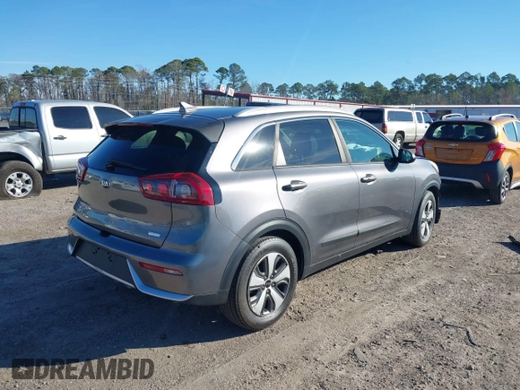 2017 Kia Niro FE with VIN KNDCB3LC7H5082788, listed as a IAAI auction lot 41429802 with 86,532 mi miles. Bid and sale history available at carsss.com. Image 4.