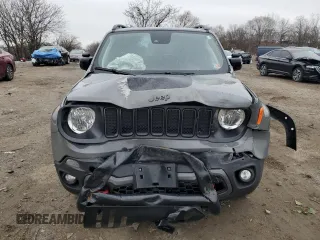 2022 Jeep Renegade Trailhawk with VIN ZACNJDC1XNPN79141, listed as a Copart auction lot 85864214 with 15,581 mi miles and Salvage Title. Bid and sale history available at DreamBid. Image 5.