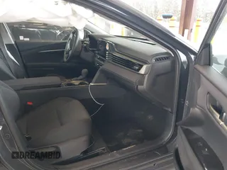 2025 Toyota Camry LE с VIN 4T1DBADK3SU514686, выставлен на аукционе IAAI как лот 42010297 с пробегом 6 232 миль миль и . История ставок и продаж доступна на DreamBid. Изображение 5.