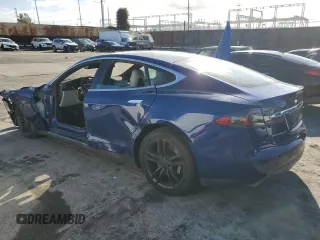 2015 Tesla Model S 85D with VIN 5YJSA1E21FF114010, listed as a Copart auction lot 48597885 with 196,670 mi miles and Salvage Title. Bid and sale history available at carsss.com. Image 2.