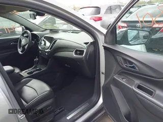 2018 Chevrolet Equinox Premier with VIN 2GNAXMEV7J6106781, listed as a IAAI auction lot 42113301 with 114,585 mi miles. Bid and sale history available at carsss.com. Image 5.