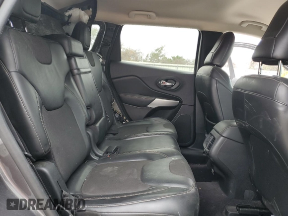 2018 Jeep Cherokee Latitude Plus with VIN 1C4PJLLB4JD590255, listed as a Copart auction lot 41496575 with 74,224 mi miles and Salvage Title. Bid and sale history available at carsss.com. Image 10.