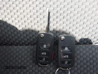 2014 Volkswagen Passat S с VIN 1VWAP7A36EC029426, выставлен на аукционе IAAI как лот 42271284 с пробегом 129 767 миль миль и . История ставок и продаж доступна на DreamBid. Изображение 11.
