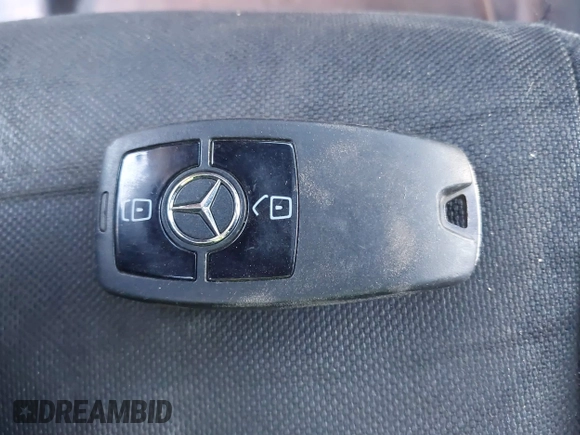 2021 Mercedes-Benz Sprinter Cargo with VIN W1Y4ECHY2MT064412, listed as a IAAI auction lot 41069328 with 88,526 mi miles and . Bid and sale history available at carsss.com. Image 11.