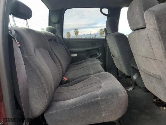 2001 Chevrolet Silverado 1500HD LS with VIN 1GCGC13U21F160440, listed as a Copart auction lot 81849544 with 136,943 mi miles and Salvage Title. Bid and sale history available at carsss.com. Image 10.