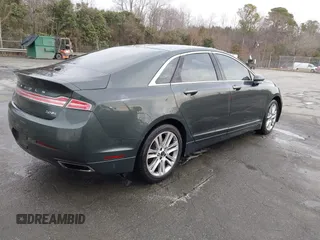 2015 Lincoln MKZ z VIN 3LN6L2J99FR605715, wystawiony jako IAAI lot #41431384 z przebiegiem Nie podano mil oraz . Historia ofert i sprzedaży dostępna na DreamBid. Obrazek 4.