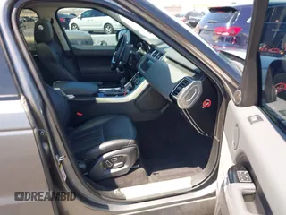 2015 Land Rover Range Rover Sport HSE with VIN SALWR2VF9FA537955, listed as a IAAI auction lot 42095693 with 109,165 mi miles. Bid and sale history available at carsss.com. Image 5.
