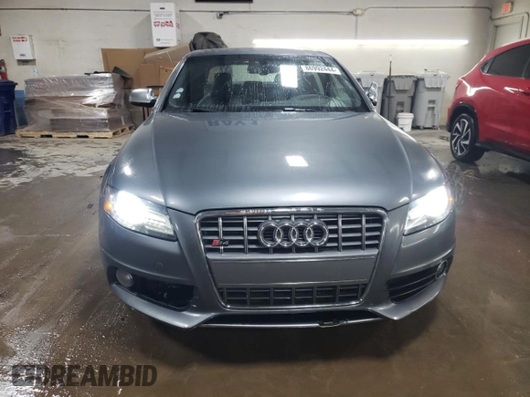 2012 Audi S4 Premium Plus z VIN WAUDGAFL0CA033810, wystawiony jako Copart lot #86992444 z przebiegiem 91 305 mil mil oraz Szkody całkowita. Historia ofert i sprzedaży dostępna na DreamBid. Obrazek 5.